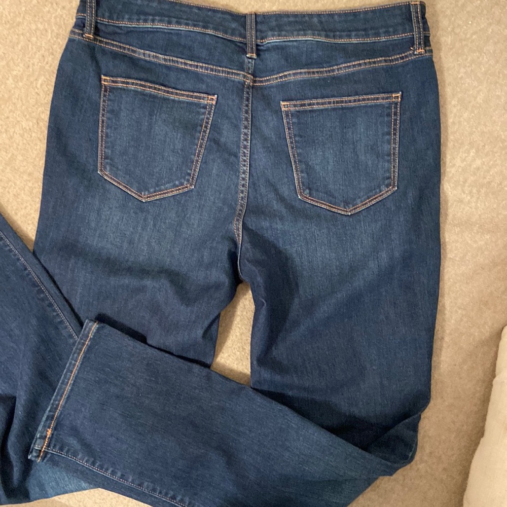 St John Bay NWOT Women’s straight leg jeans size 14, - Picture 2 of 3